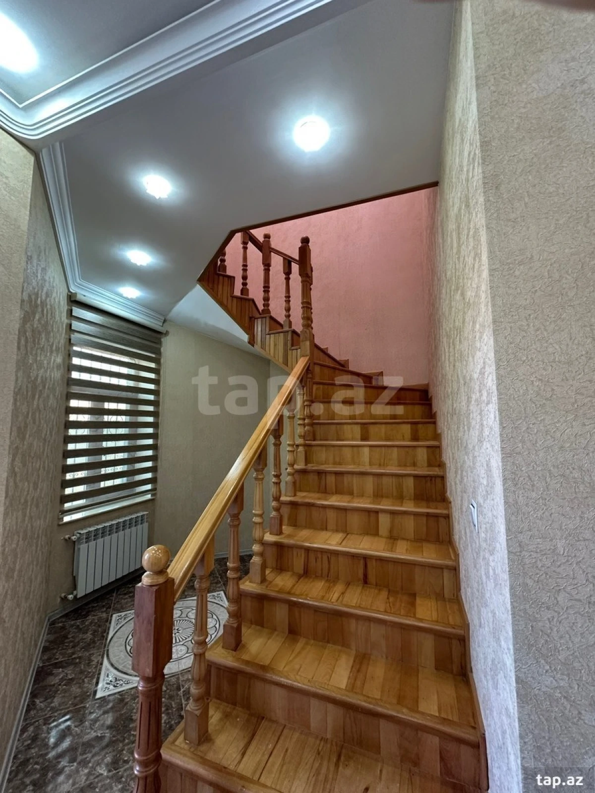 Satılır 4 otaqlı həyət evi 160 m²
