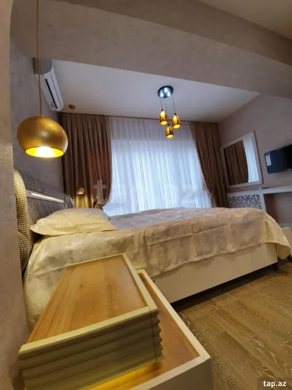 Kirayə verilir 3 otaqlı yeni tikili 120 m²