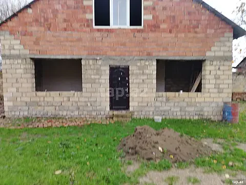 Satılır 3 otaqlı həyət evi 600 m² — Bakı 3 otaq 600.00 m²