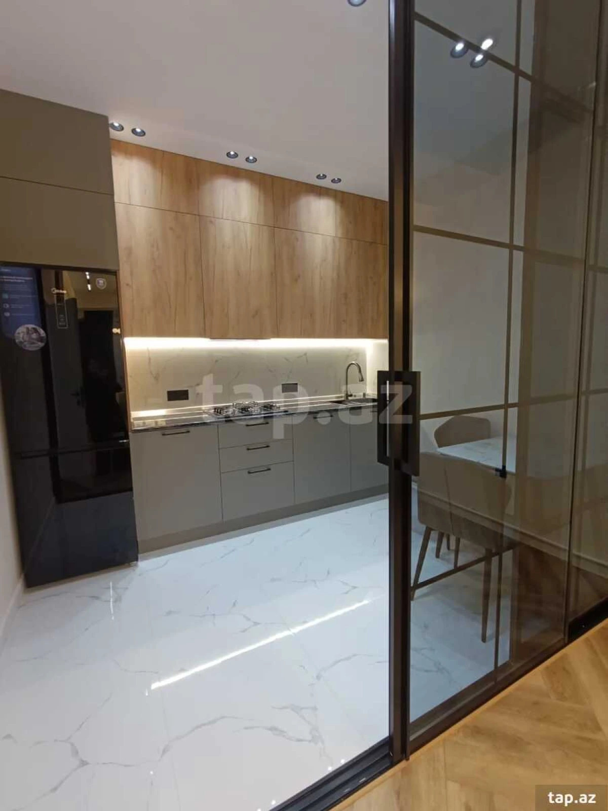 Kirayə verilir 2 otaqlı yeni tikili 70 m²