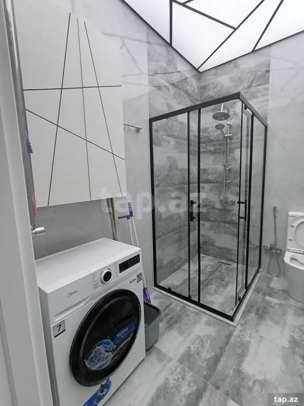 Kirayə verilir 2 otaqlı yeni tikili 70 m²