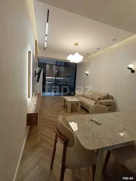 Kirayə verilir 2 otaqlı yeni tikili 70 m²