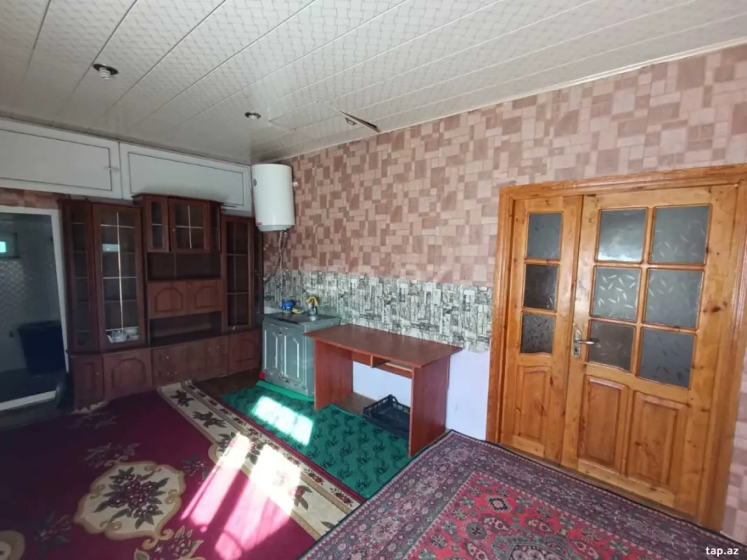 Satılır 5 otaqlı həyət evi