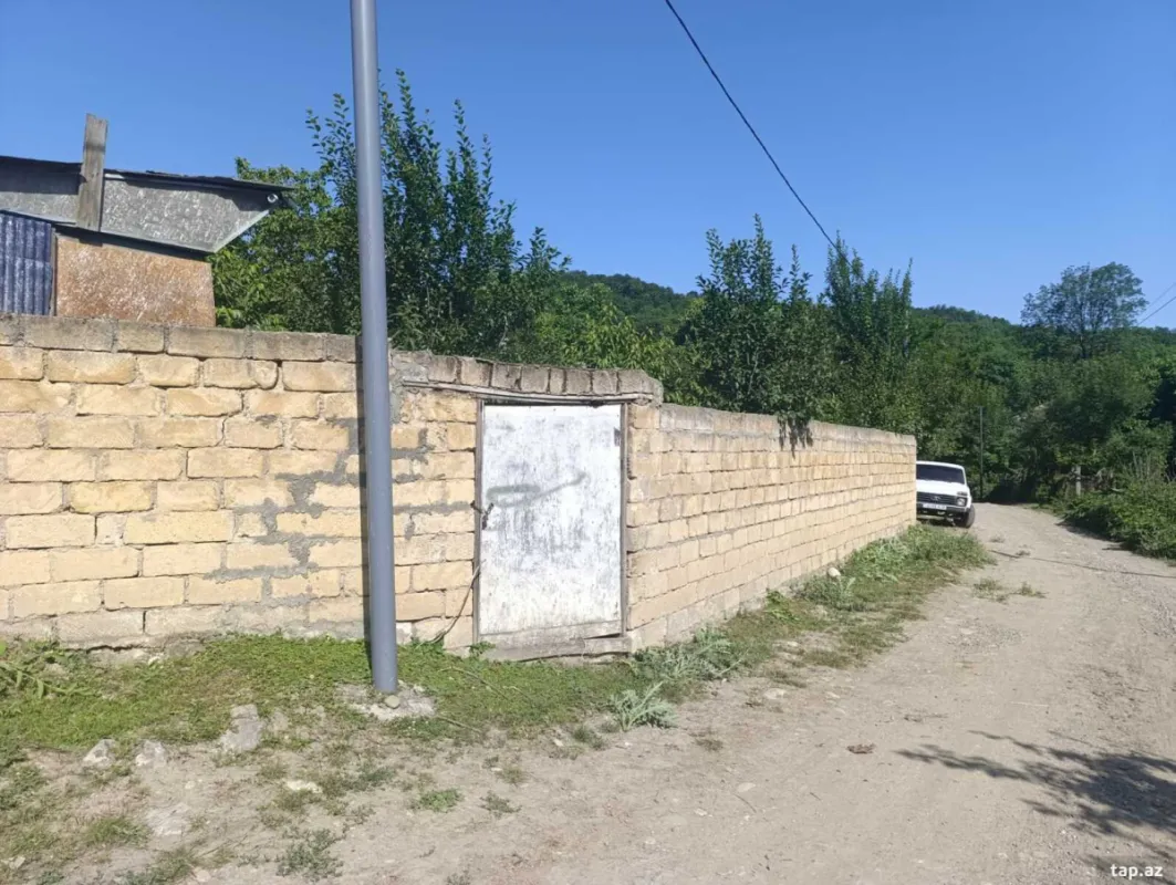 Satılır 5 otaqlı həyət evi