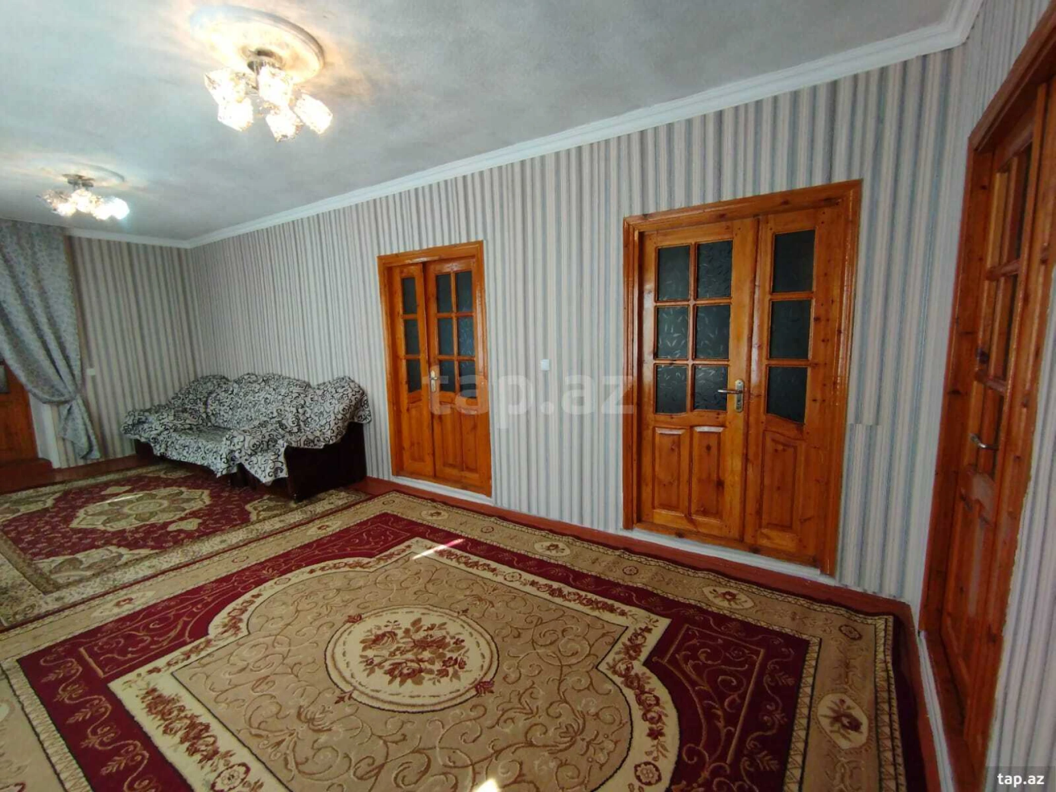 Satılır 5 otaqlı həyət evi