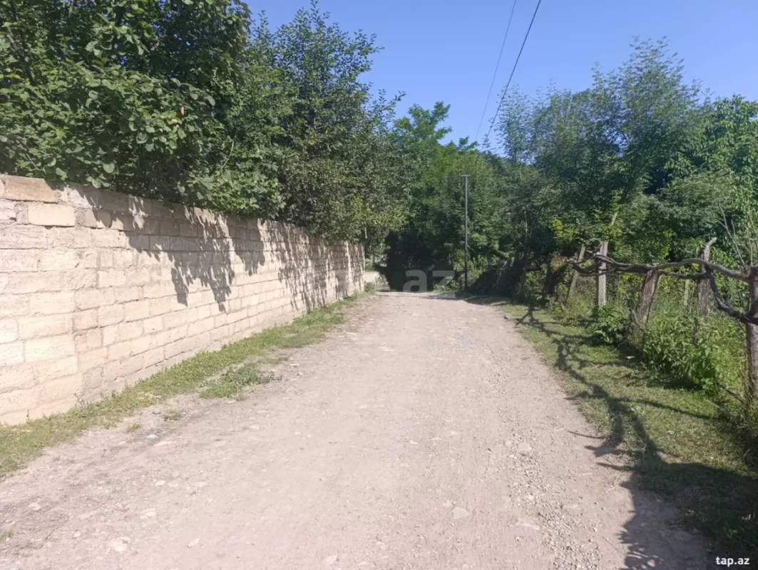 Satılır 5 otaqlı həyət evi