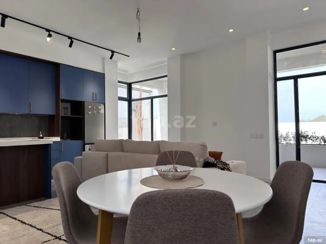 Satılır 4 otaqlı həyət evi