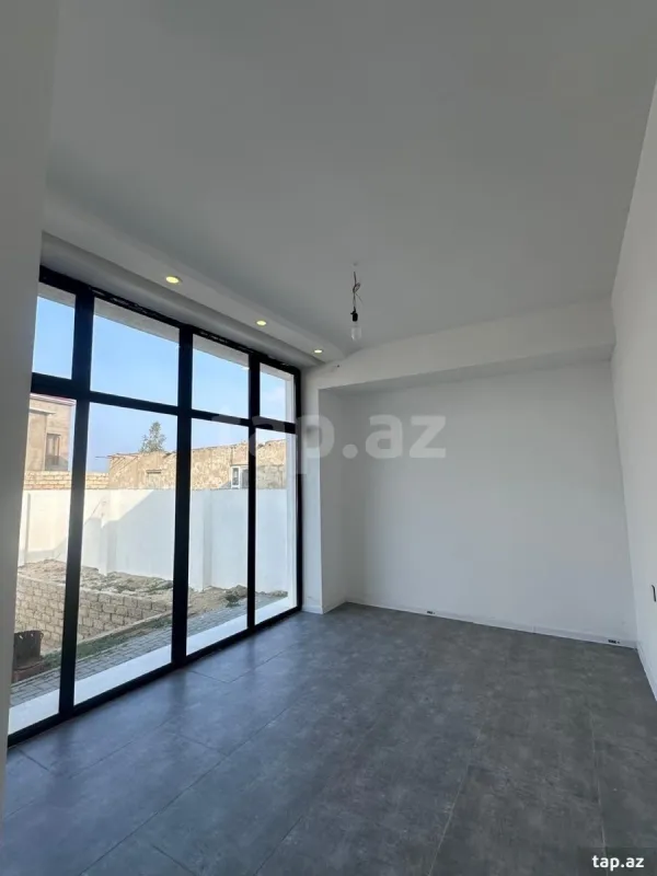 Satılır 4 otaqlı həyət evi