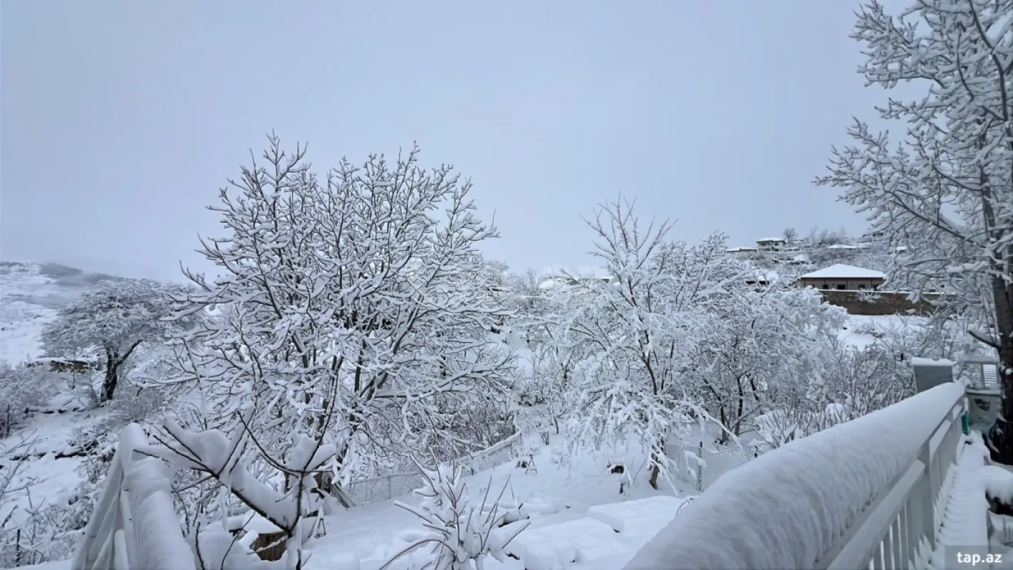 Kirayə verilir 2 otaqlı həyət evi