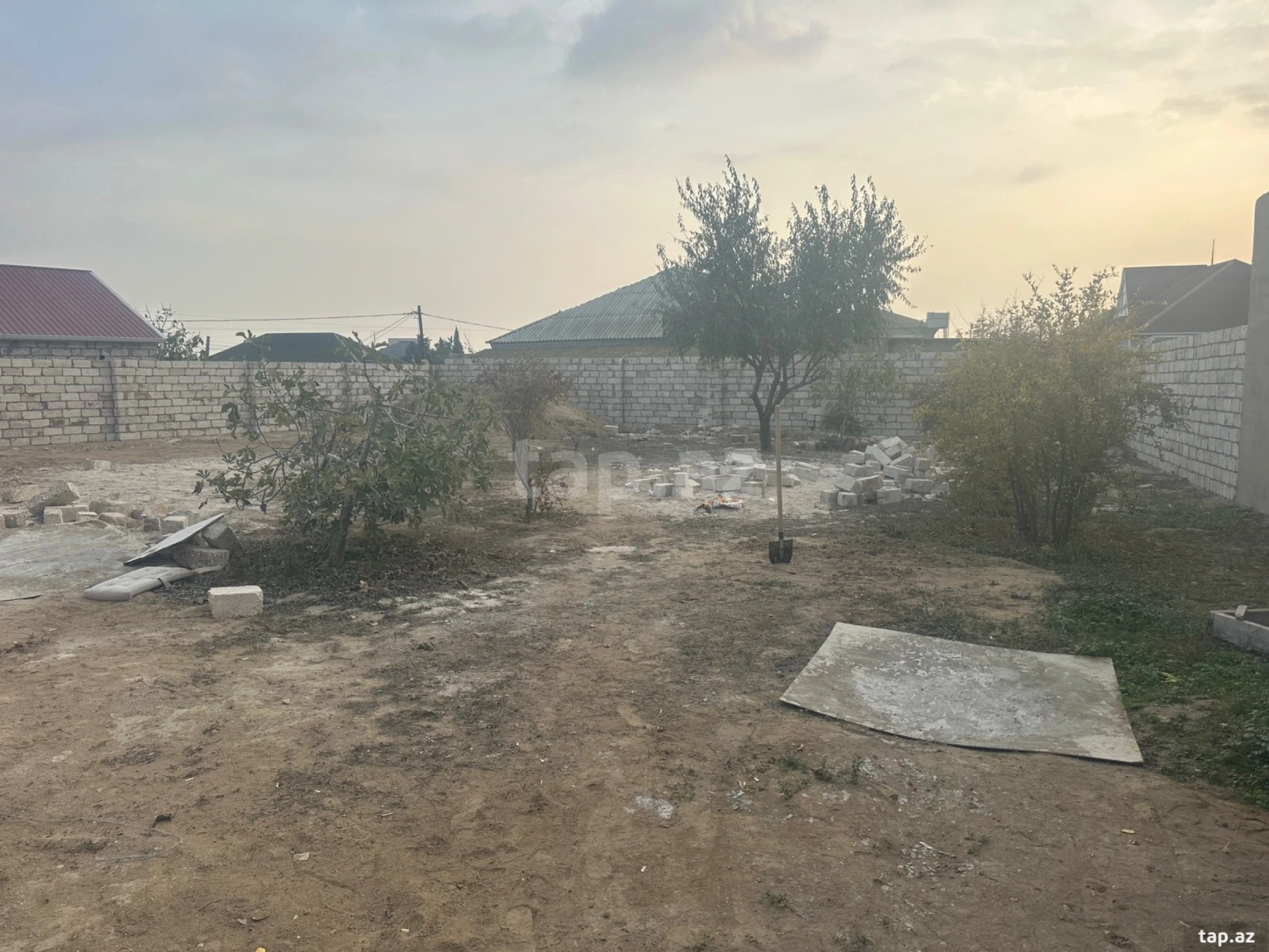 Satılır torpaq sahəsi