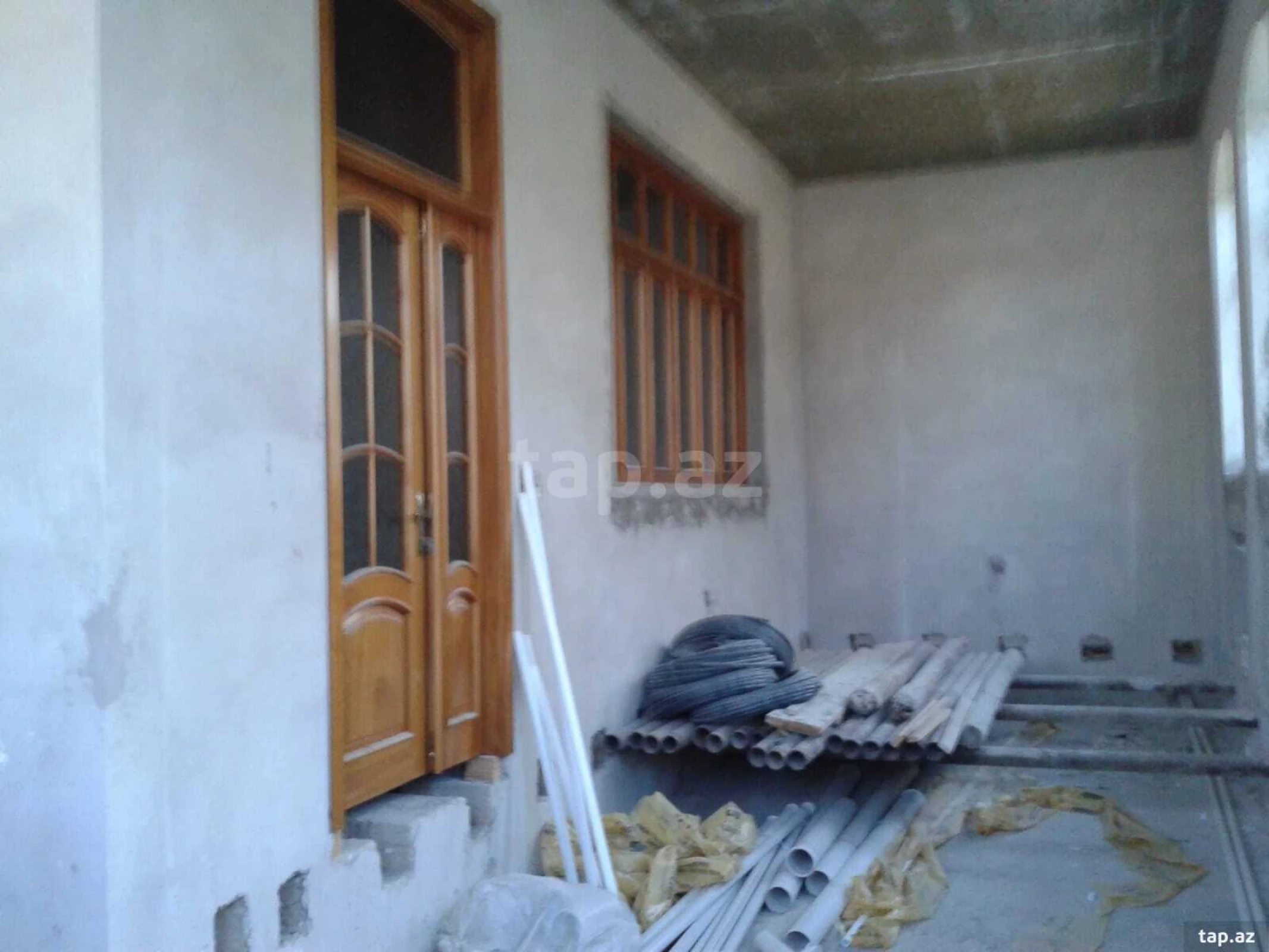 Satılır 6 otaqlı həyət evi 540 m²