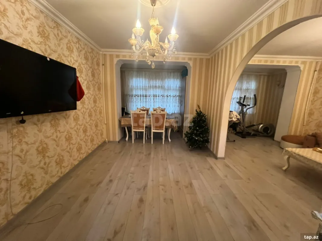 Satılır 4 otaqlı mənzil 80 m²