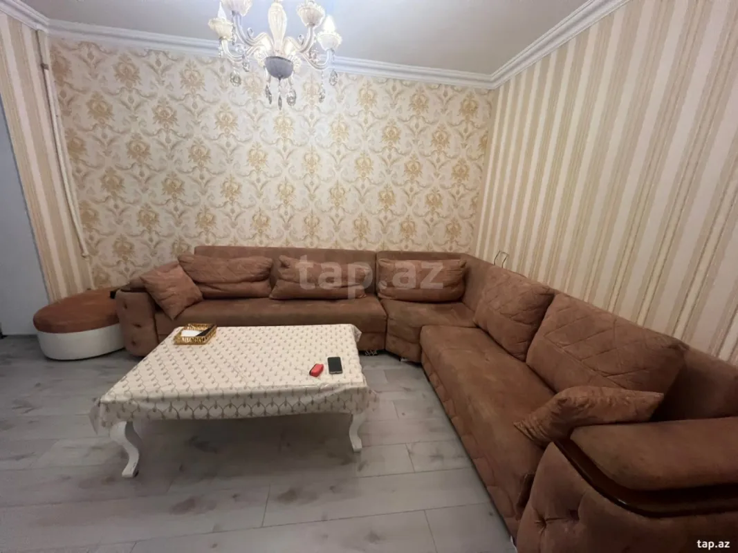 Satılır 4 otaqlı mənzil 80 m²