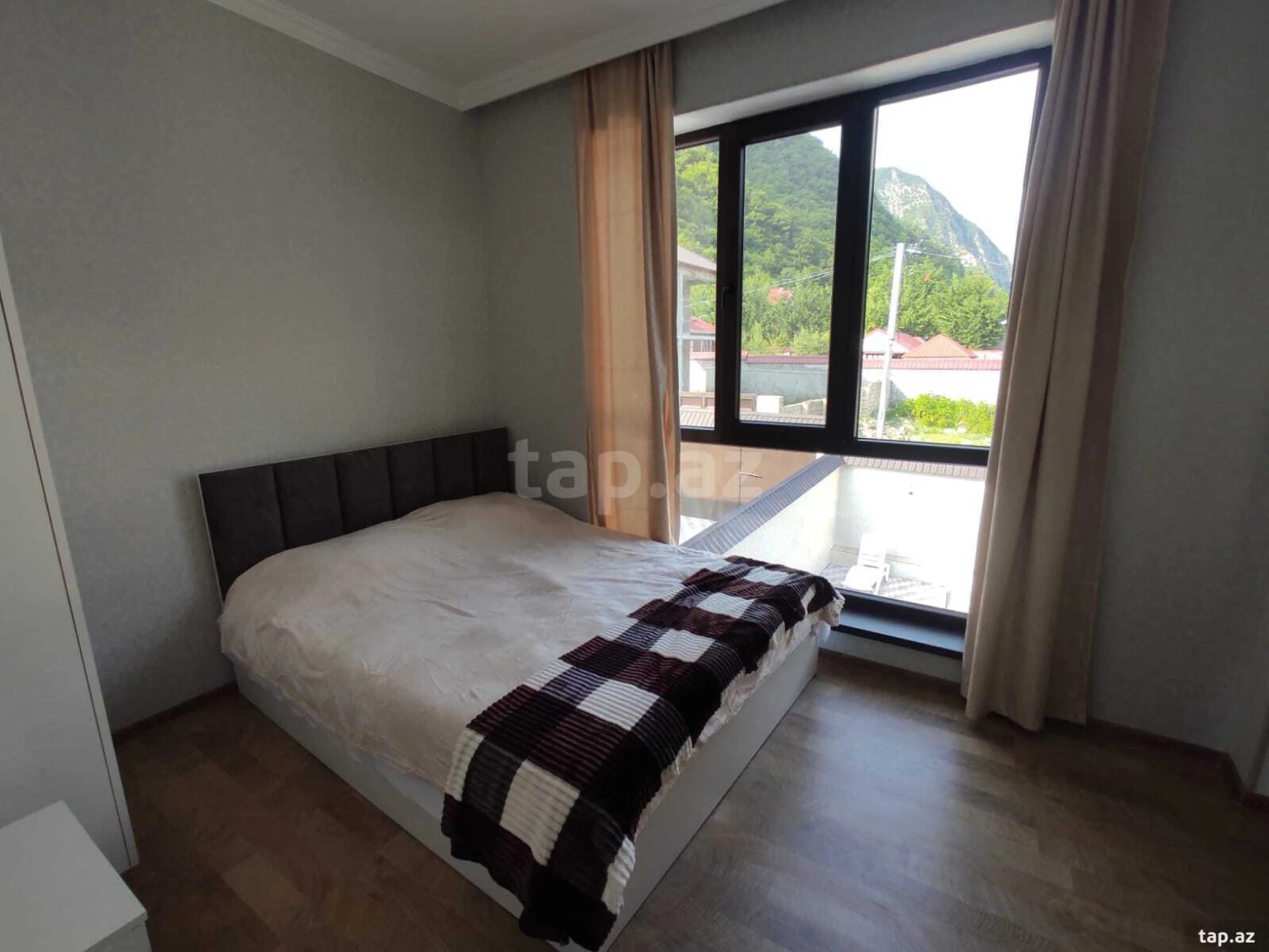 Kirayə verilir 4 otaqlı həyət evi