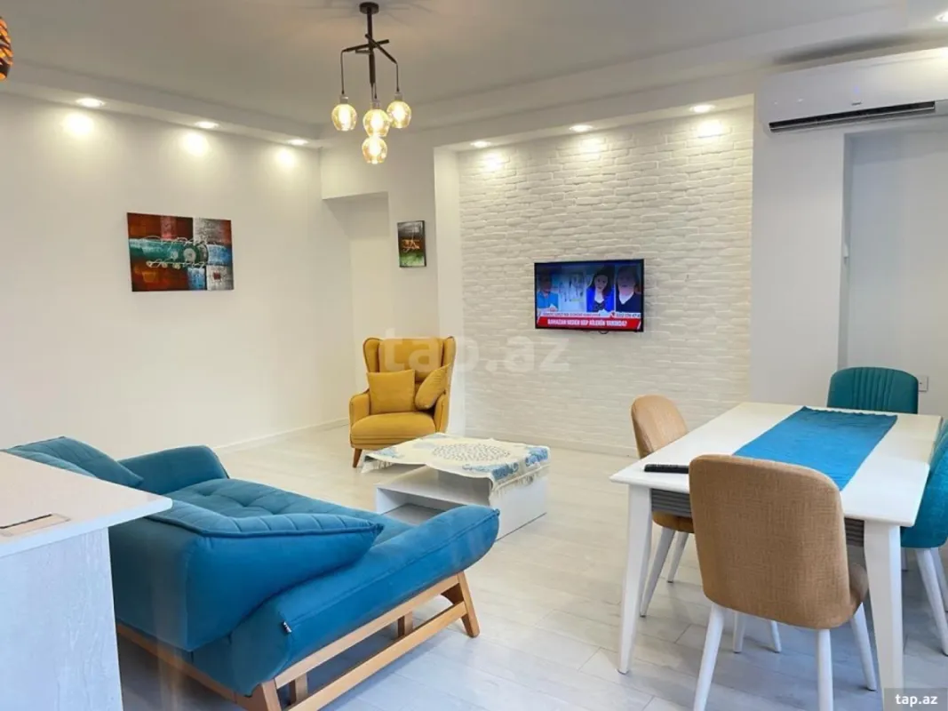 Kirayə verilir 3 otaqlı yeni tikili 150 m²