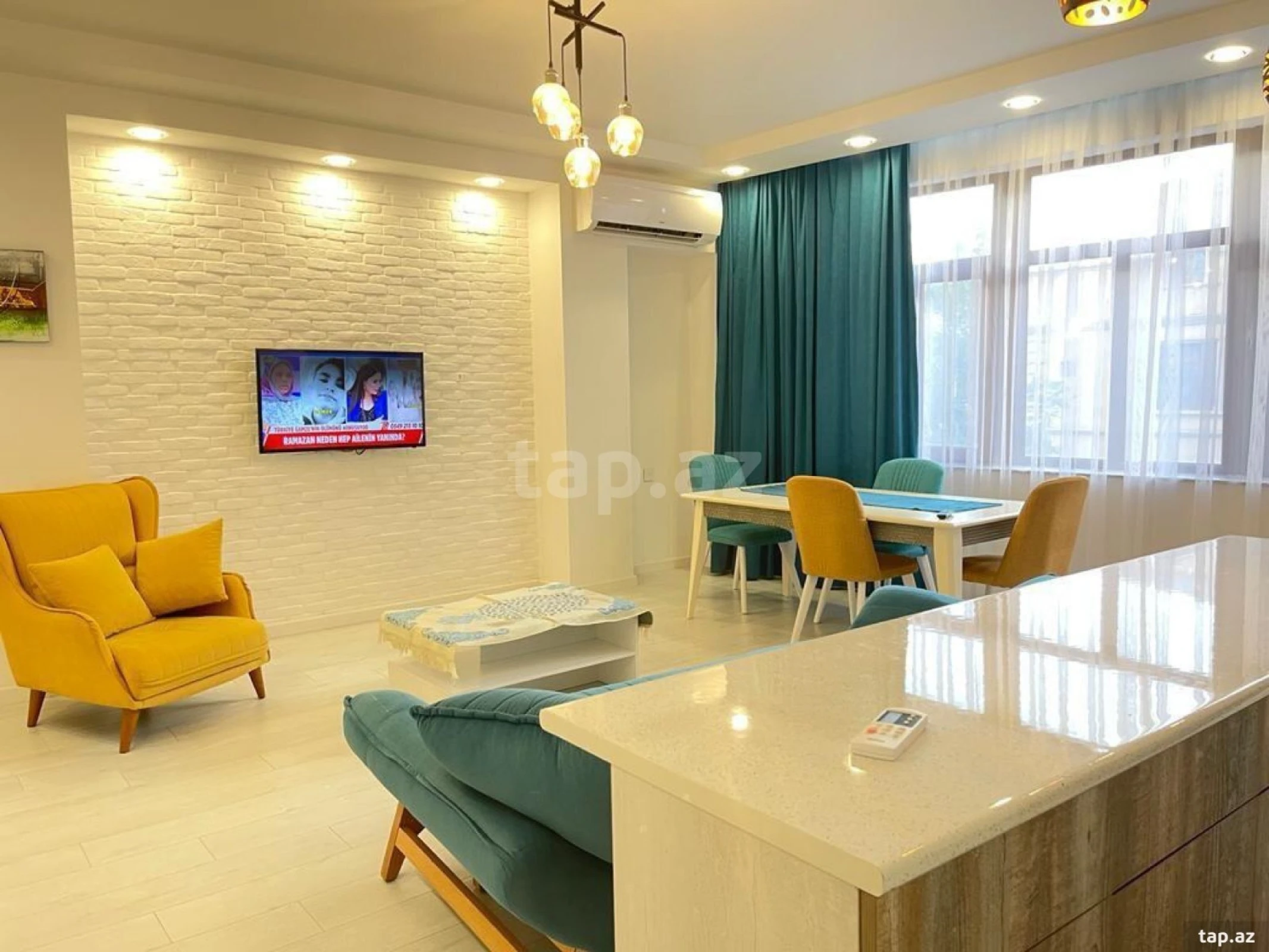 Kirayə verilir 3 otaqlı yeni tikili 150 m²