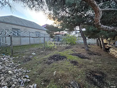 Satılır 3 otaqlı həyət evi