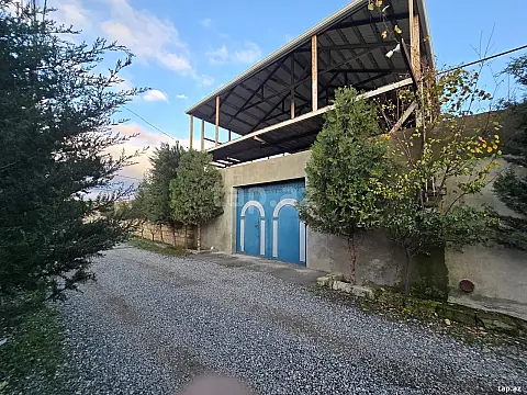 Satılır 3 otaqlı həyət evi