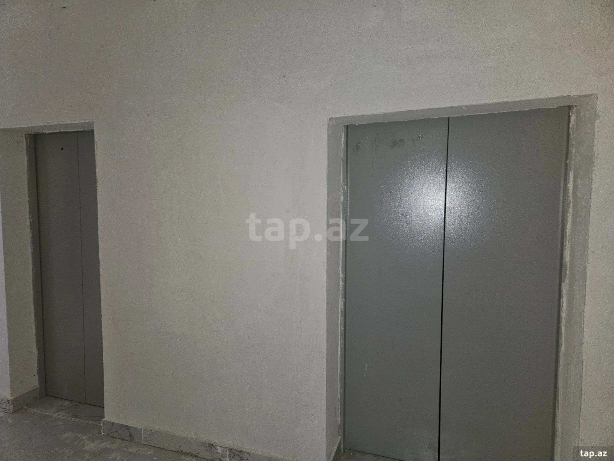 Satılır 3 otaqlı yeni tikili 88 m²