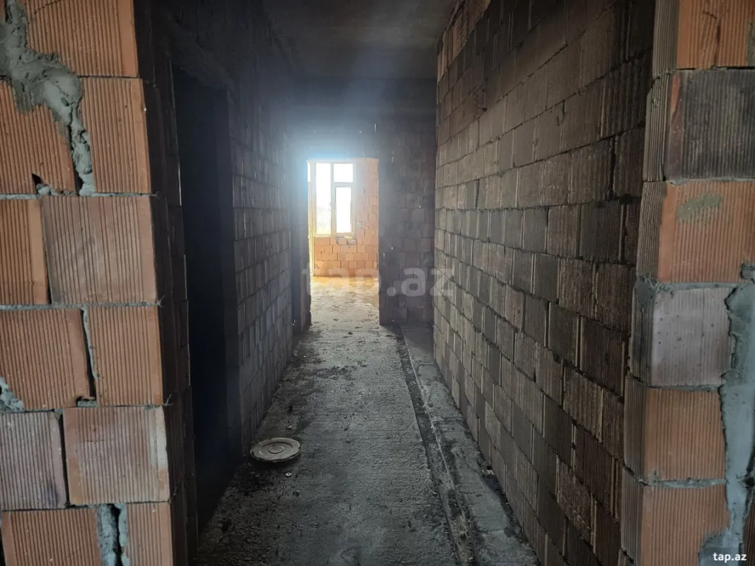 Satılır 3 otaqlı yeni tikili 88 m²