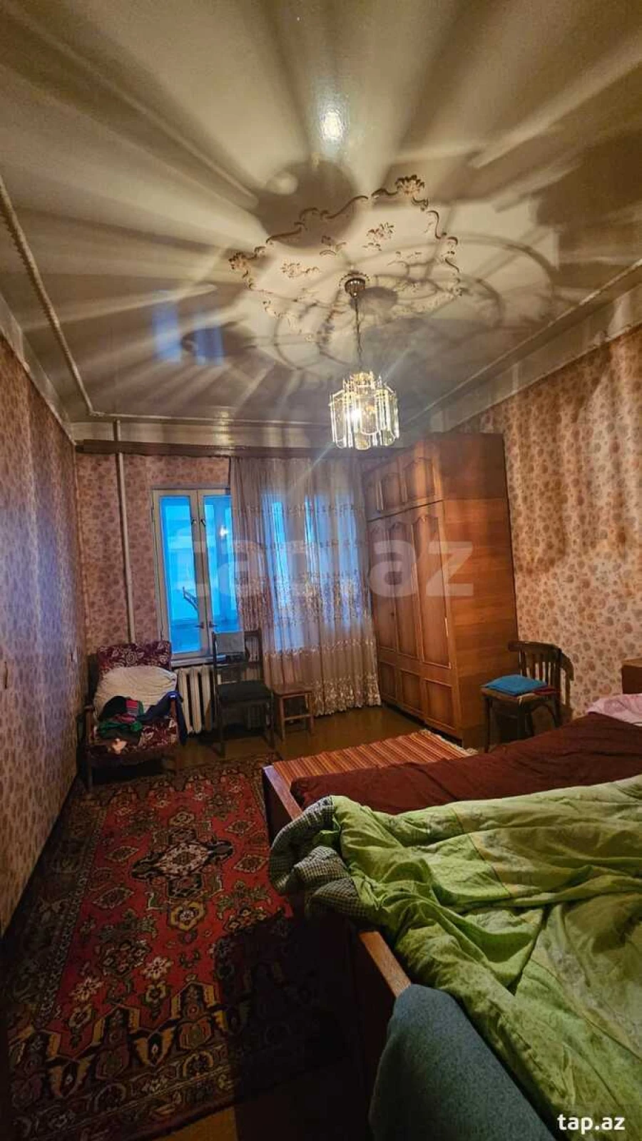 Satılır 4 otaqlı mənzil 110 m²