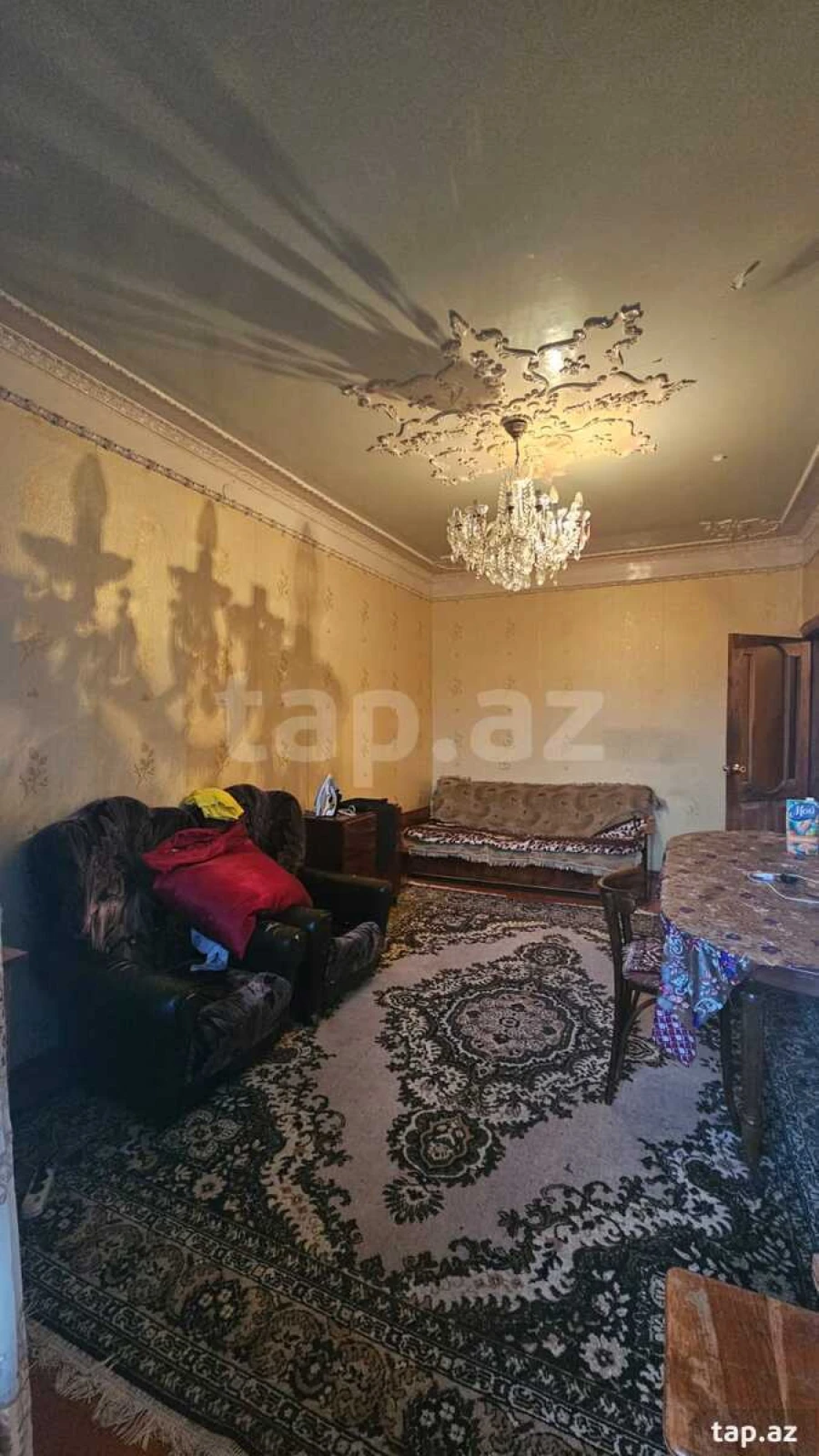 Satılır 4 otaqlı mənzil 110 m²