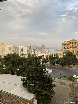 Kirayə verilir 2 otaqlı mənzil 57 m²