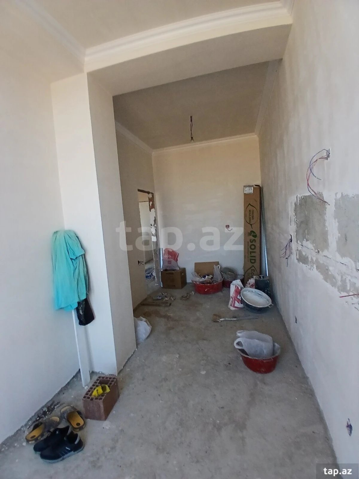 Satılır 6 otaqlı həyət evi