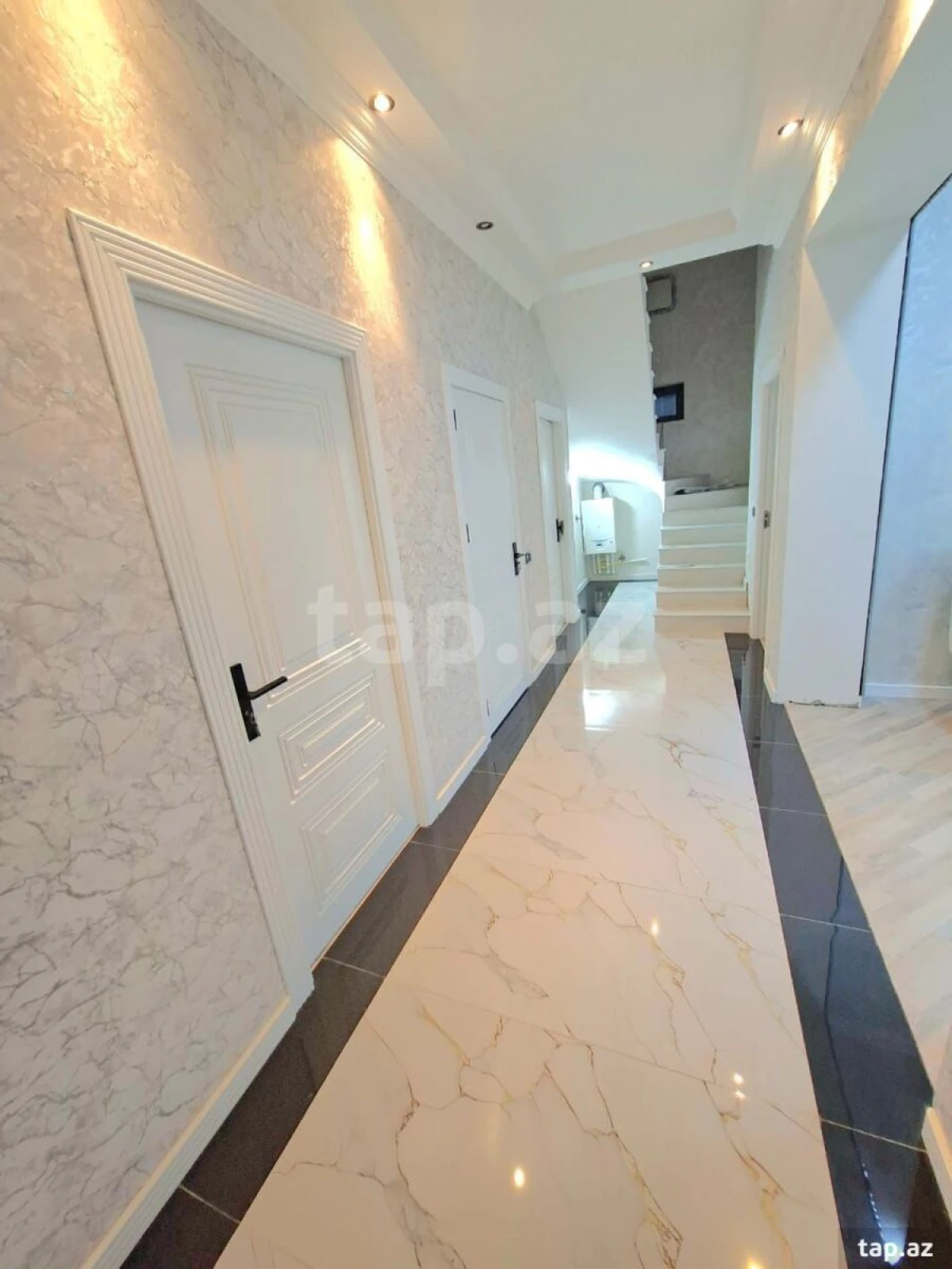 Kirayə verilir 3 otaqlı həyət evi