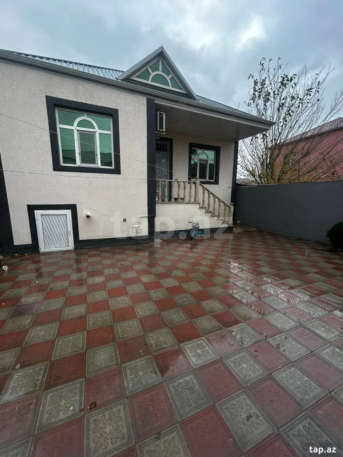 Satılır 3 otaqlı həyət evi