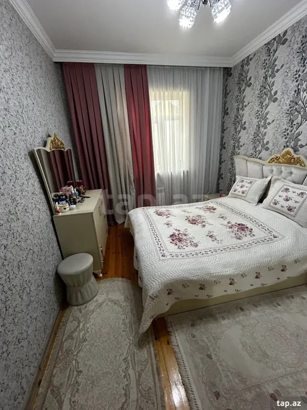 Satılır 3 otaqlı həyət evi