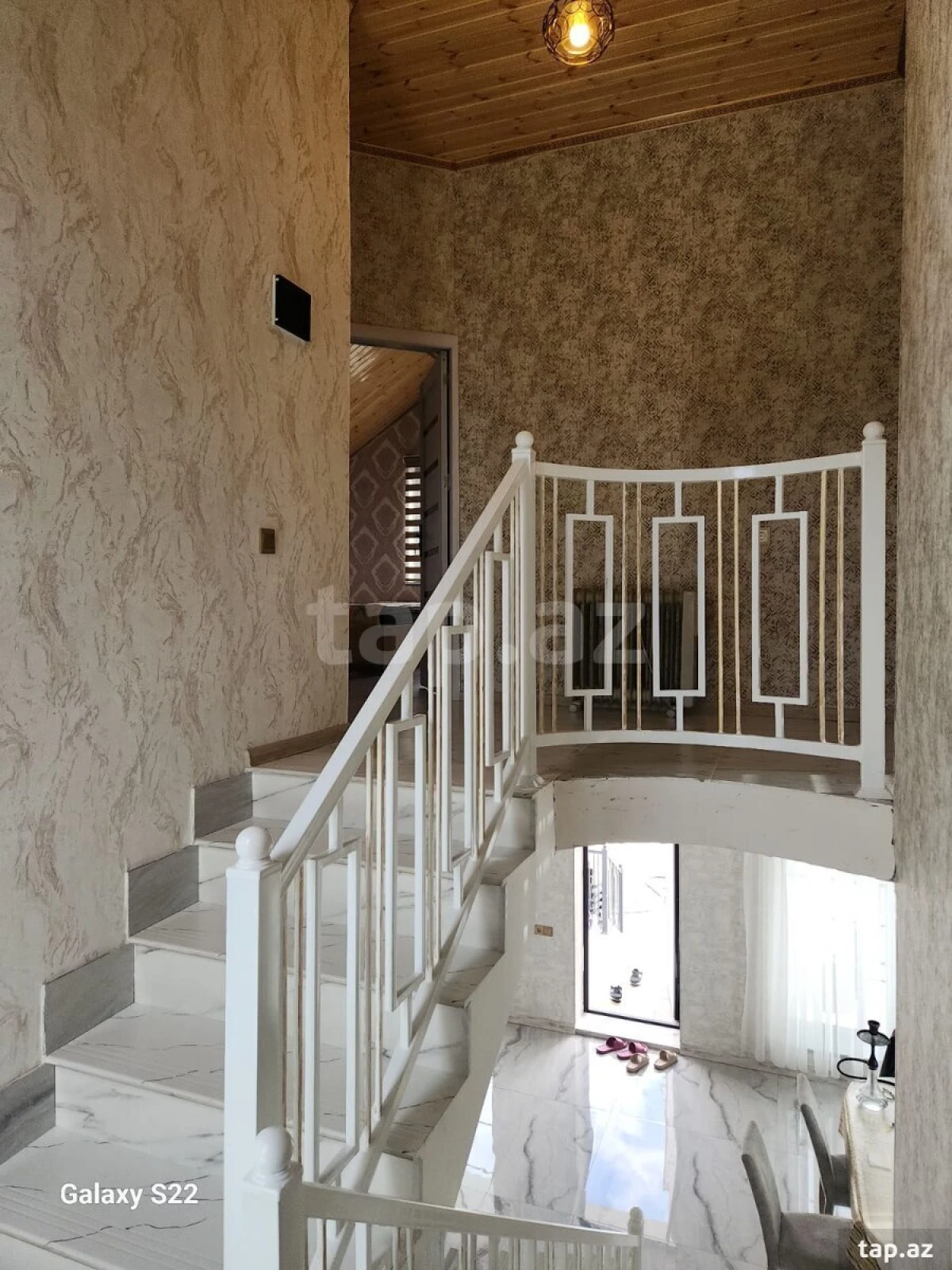 Kirayə verilir 4 otaqlı həyət evi