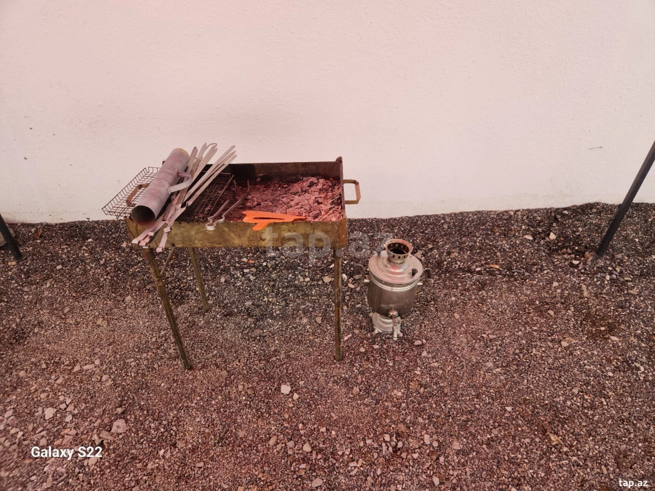 Kirayə verilir 4 otaqlı həyət evi