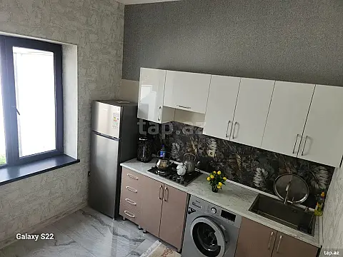 Kirayə verilir 4 otaqlı həyət evi