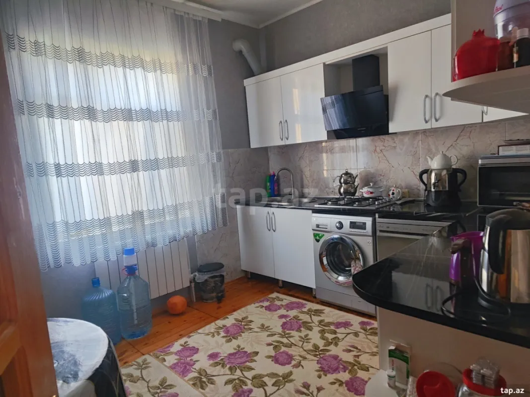 Satılır 3 otaqlı həyət evi