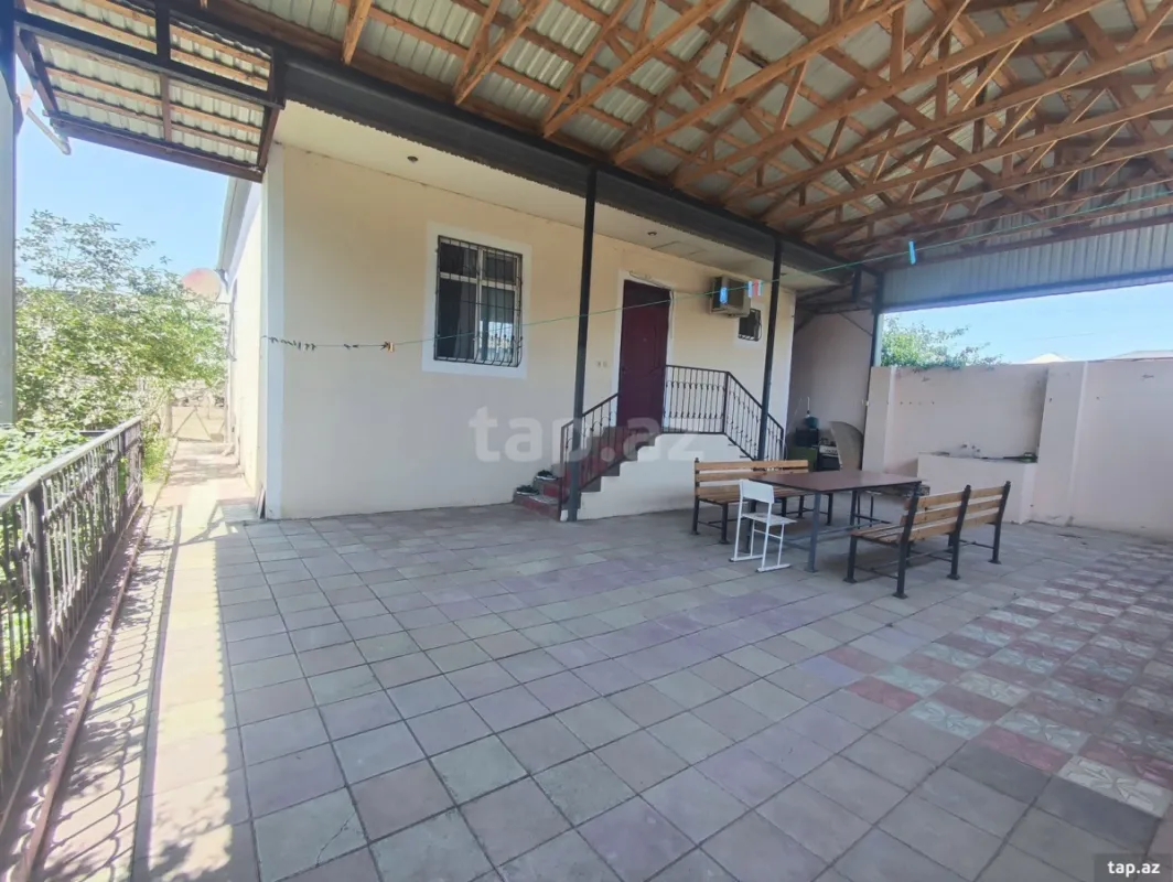 Satılır 3 otaqlı həyət evi