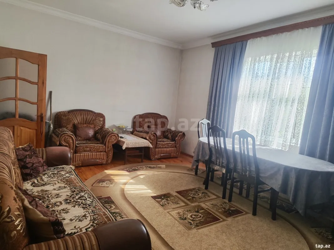 Satılır 3 otaqlı həyət evi