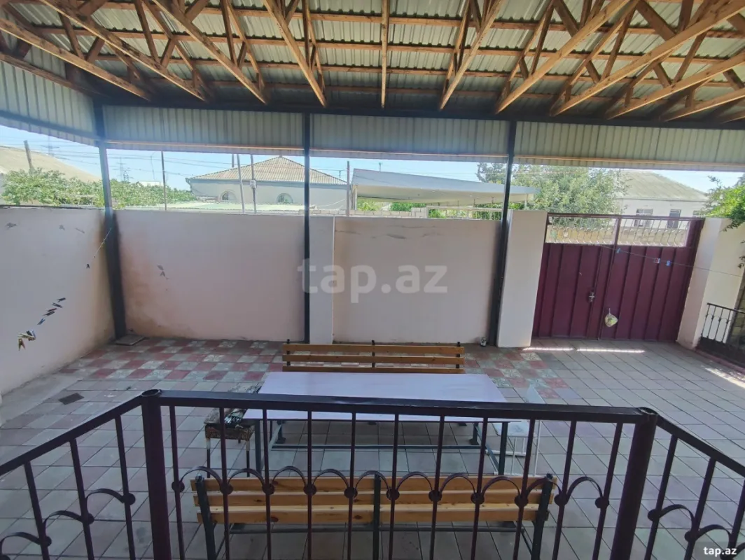 Satılır 3 otaqlı həyət evi