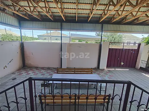 Satılır 3 otaqlı həyət evi