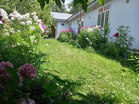Kirayə verilir 3 otaqlı həyət evi 150 m² — Qəbələ 3 otaq 150.00 m²