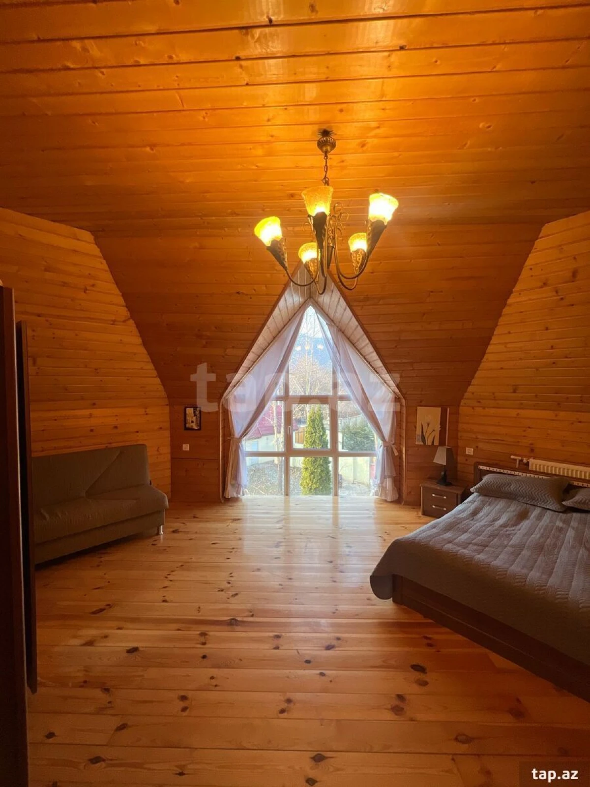 Kirayə verilir 4 otaqlı həyət evi 200 m²