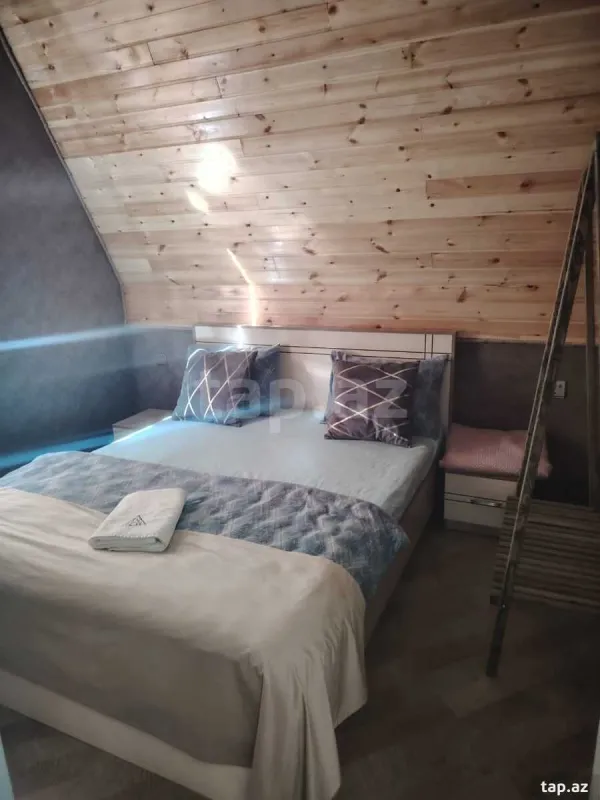 Kirayə verilir 3 otaqlı həyət evi 200 m²