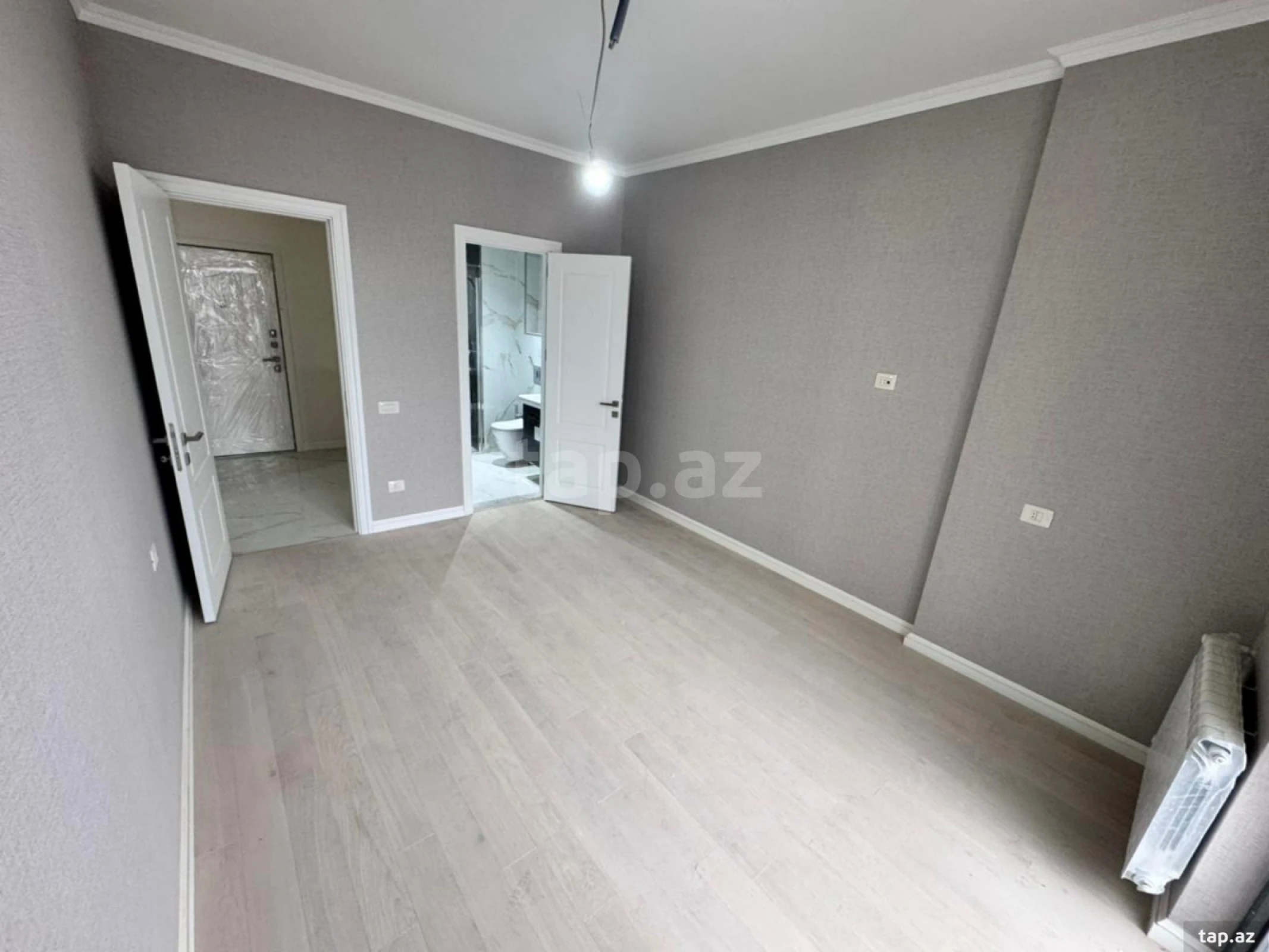 Satılır 3 otaqlı yeni tikili 83 m²