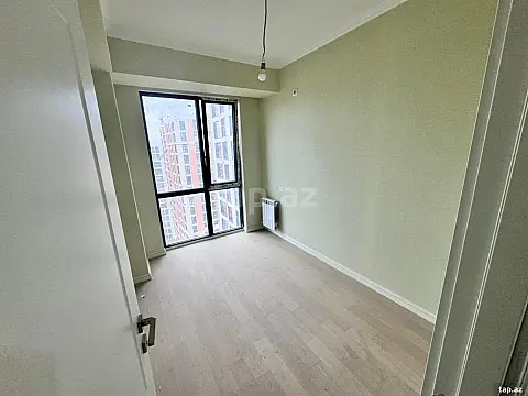 Satılır 3 otaqlı yeni tikili 83 m²