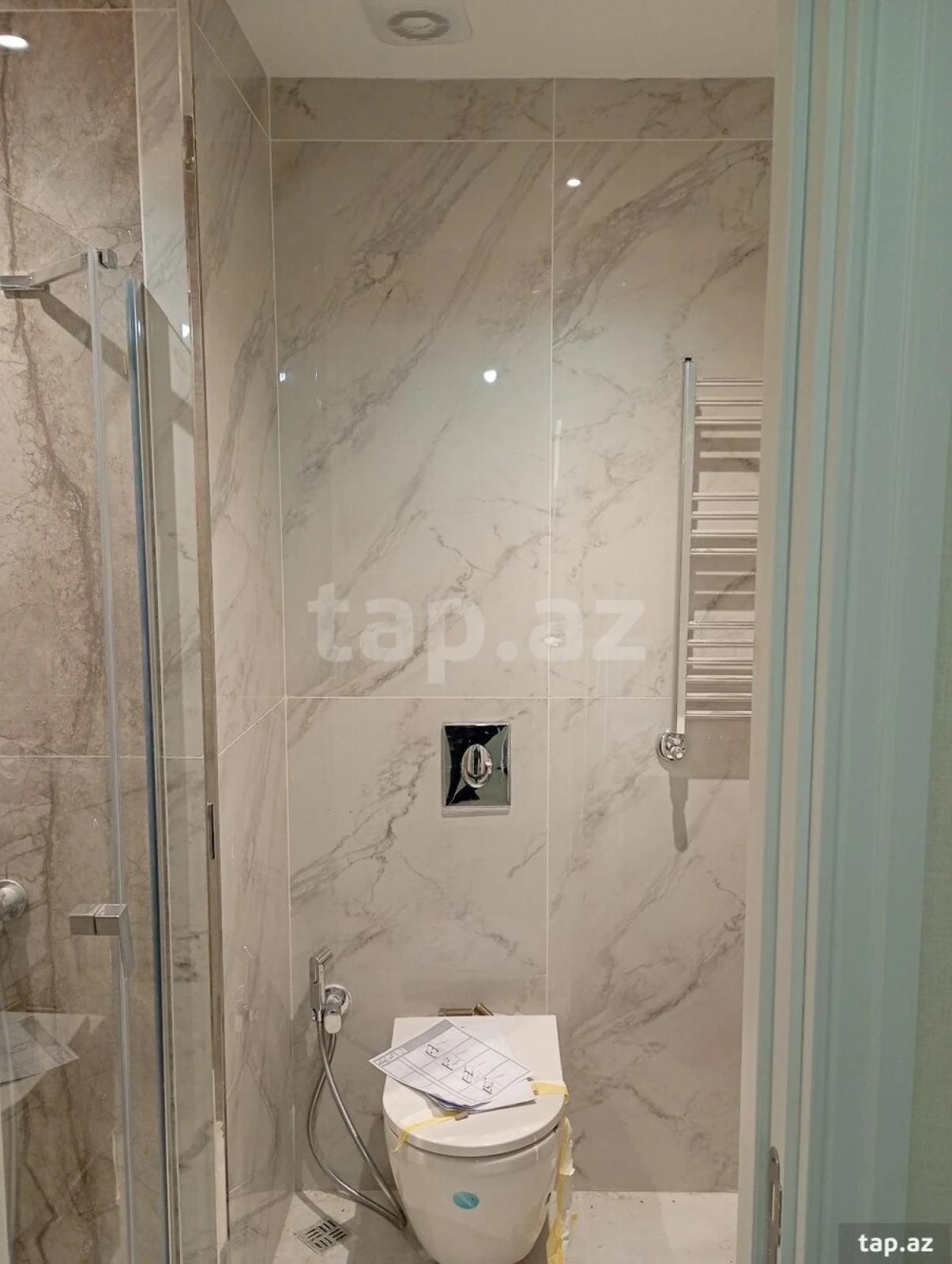 Satılır 3 otaqlı yeni tikili 83 m²