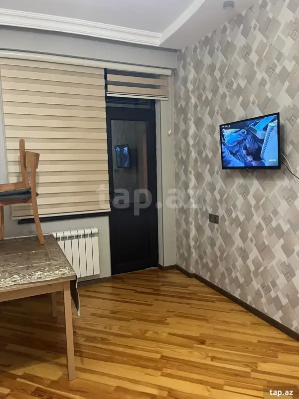 Kirayə verilir 2 otaqlı yeni tikili 80 m²