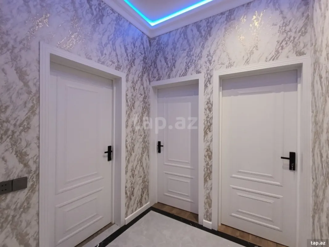 Satılır 4 otaqlı həyət evi