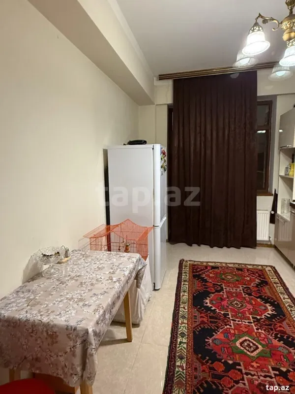 Satılır 2 otaqlı yeni tikili 75 m²