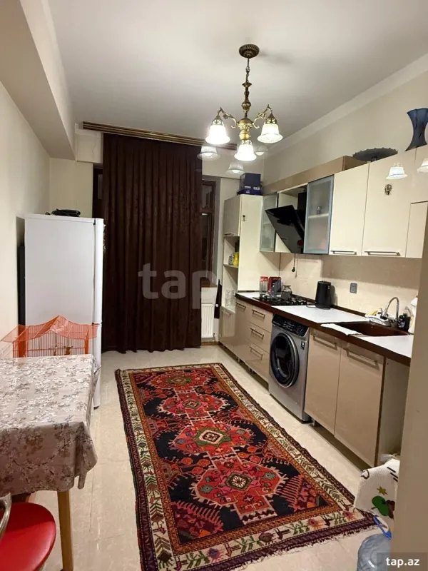 Satılır 2 otaqlı yeni tikili 75 m²