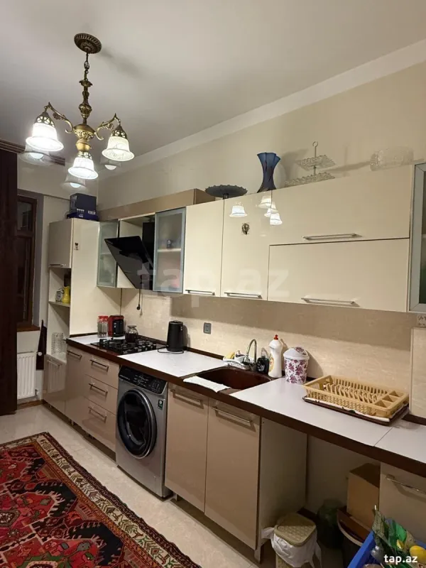 Satılır 2 otaqlı yeni tikili 75 m²